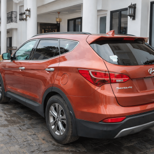 copper-hyundai-santa-fe-rental-in-yaounde-ld-automobile-1