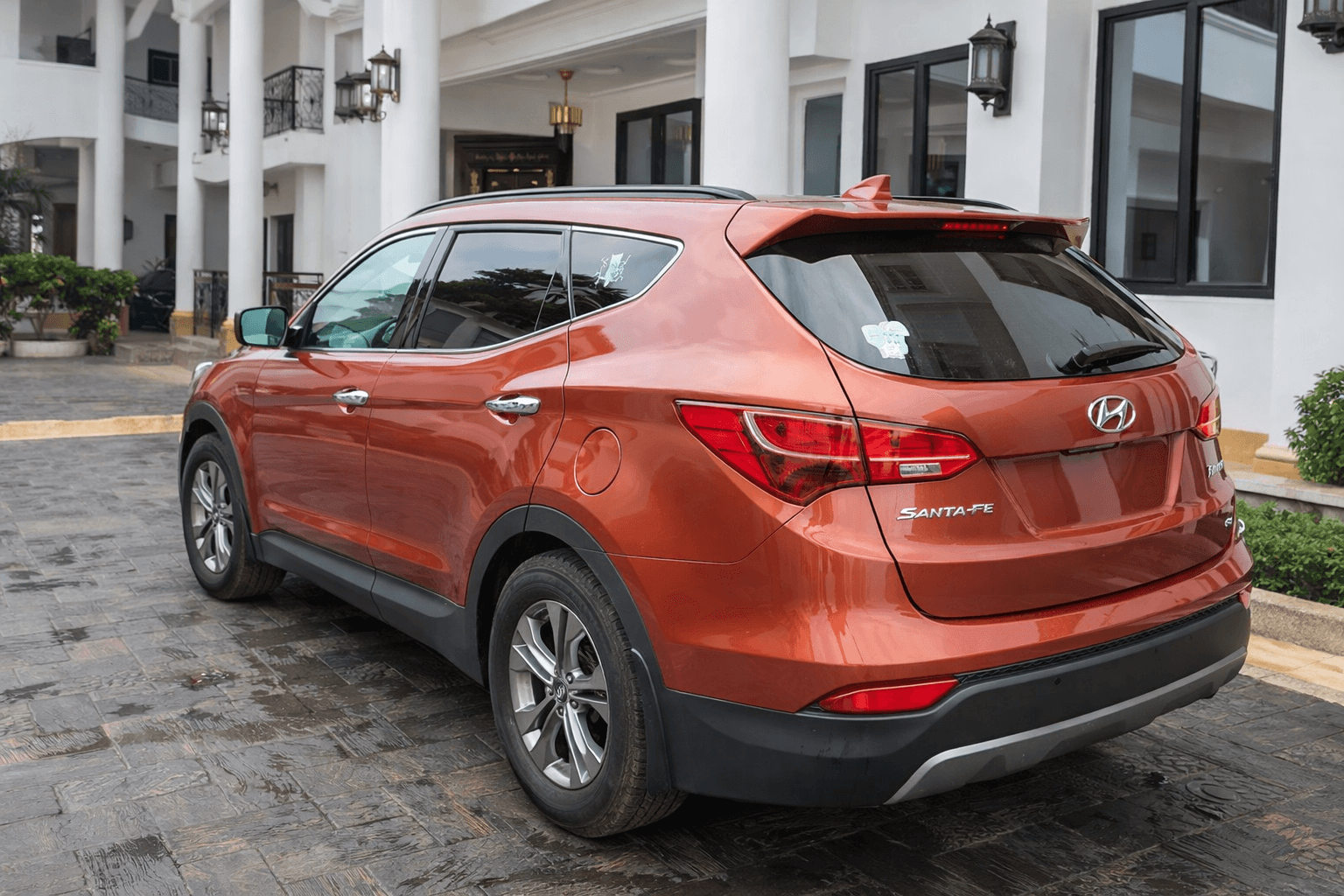 copper-hyundai-santa-fe-rental-in-yaounde-ld-automobile-1